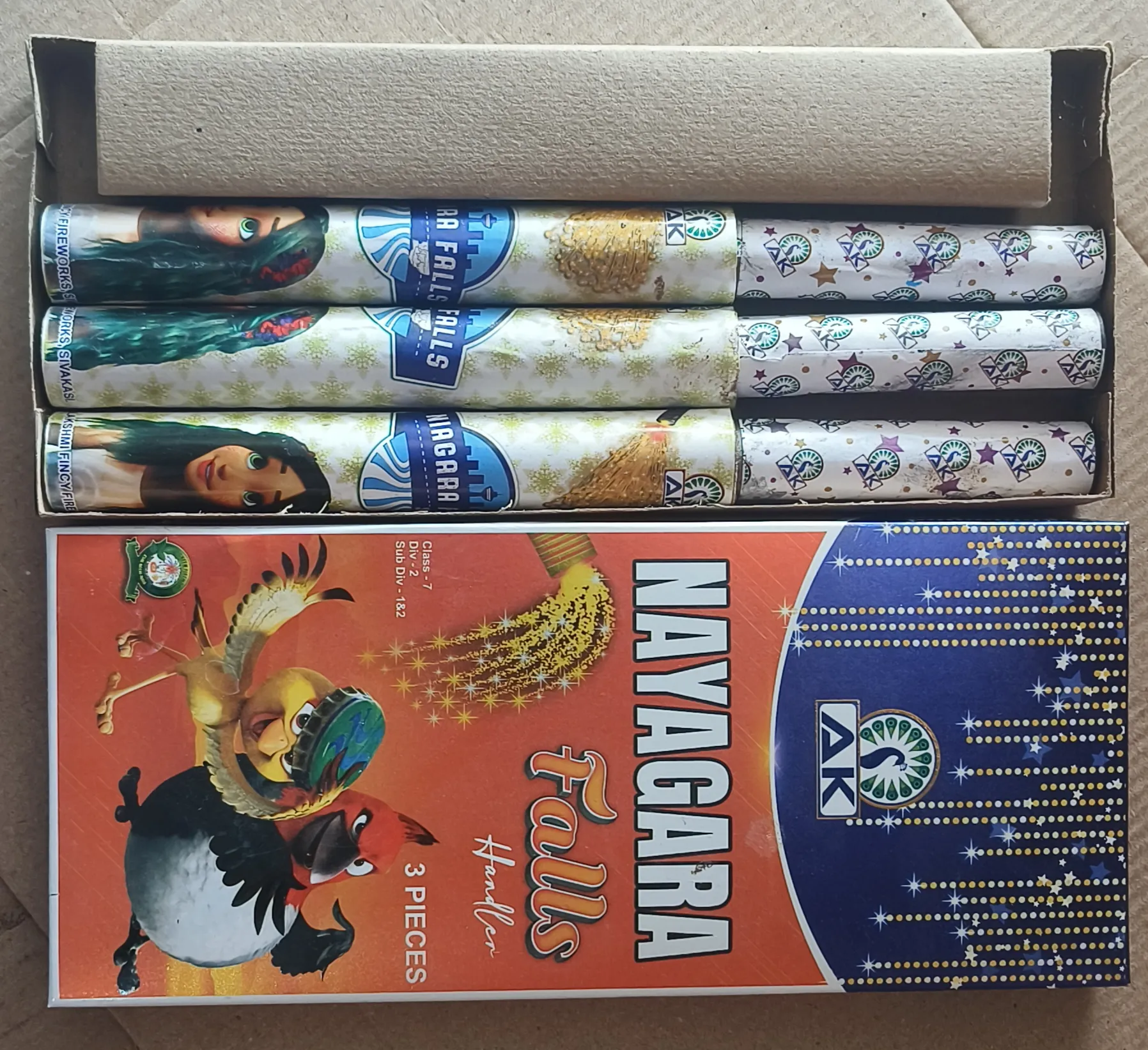 NAYAGARA FALLS - HANDLER